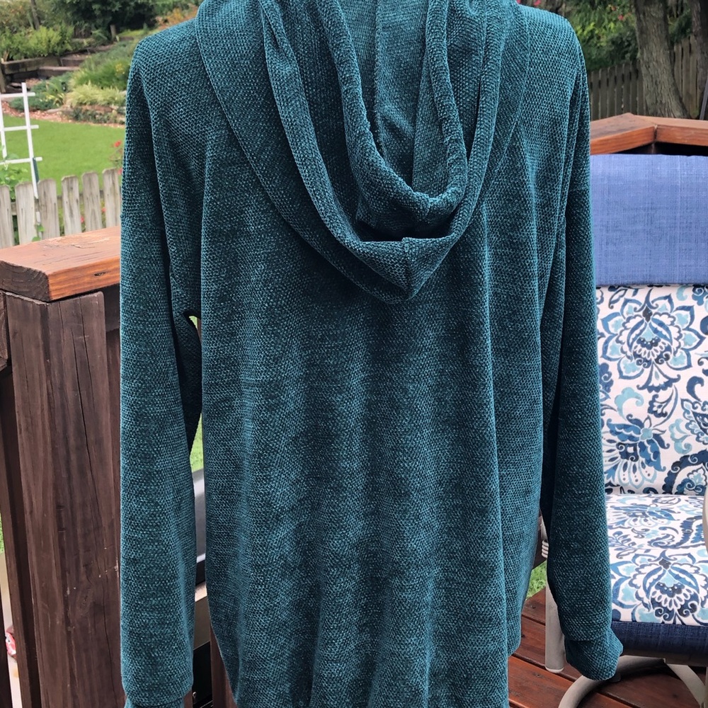 Cozy Soft Chenille Knit Kangaroo Pocket Hoodie! - Picture 9 of 16